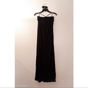 Forever 21 Black Sleeveless Maxi Dress